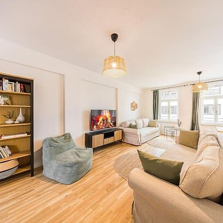 Stylisches Zentrales City-Apartment Mit 2 Balkonen Leipzig Buitenkant foto