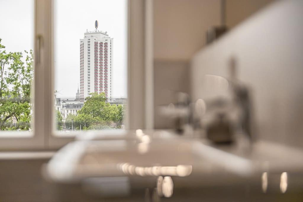 Stylisches Zentrales City-Apartment Mit 2 Balkonen Leipzig Buitenkant foto