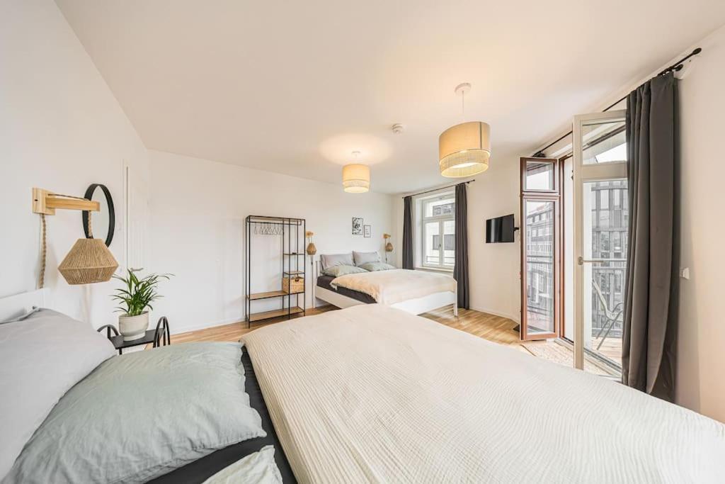 Stylisches Zentrales City-Apartment Mit 2 Balkonen Leipzig Buitenkant foto