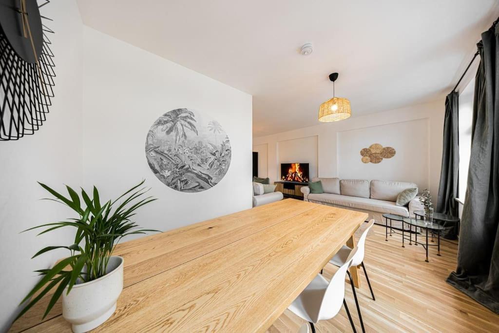 Stylisches Zentrales City-Apartment Mit 2 Balkonen Leipzig Buitenkant foto