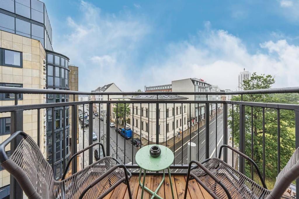 Stylisches Zentrales City-Apartment Mit 2 Balkonen Leipzig Buitenkant foto